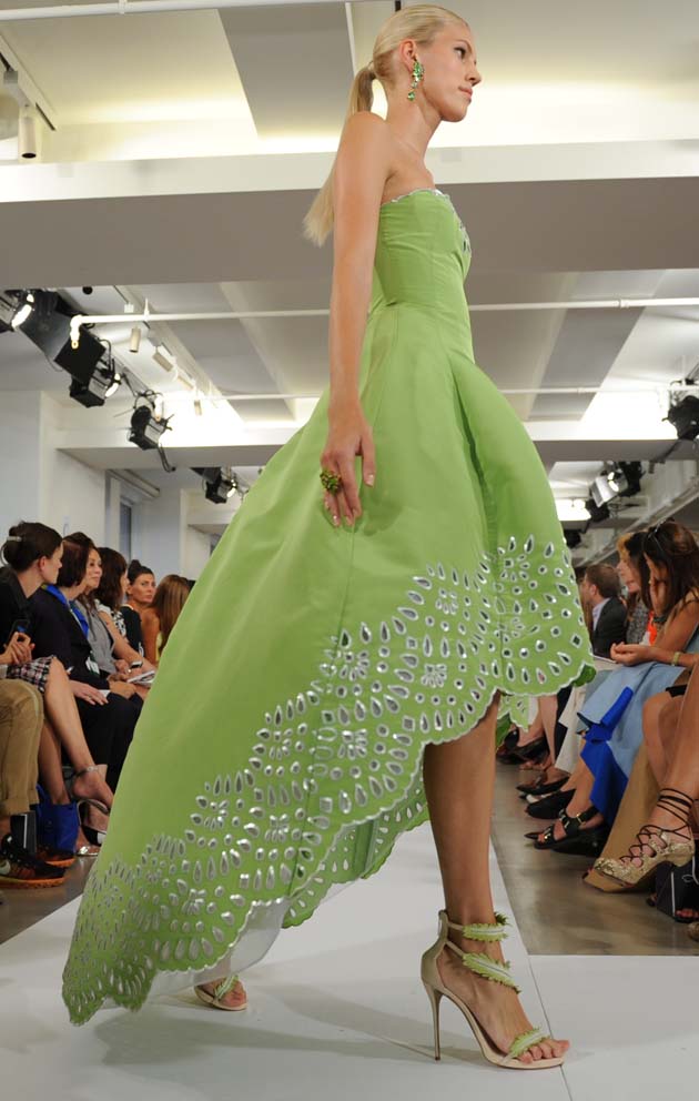 Oscar de la Renta, primavera 2015 en NYFW foto AP