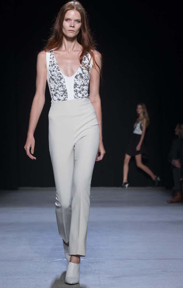 Narcisco Rodriguez primavera 2015, 9 de septiembre en NYFW foto AP