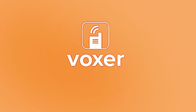 Voxer convierte nuestro iPhone en un puro walkie-talkie, con el que se puede hablar con los amigos en tiempo real, siempre y cuando los dos se encuentren en línea. Si la persona no se encuentra en línea, podemos dejarle el mensaje para más tarde.