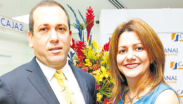 8. Daniel Brea Clavel y Rosa de Hermida.