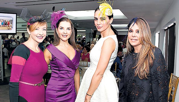 4. Raquel Chumaceiro, Carolina Ramírez, Jordana Gil Sultán y Bárbara Romano.