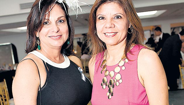 5. Manuela Tejada y Alina de Fábrega.