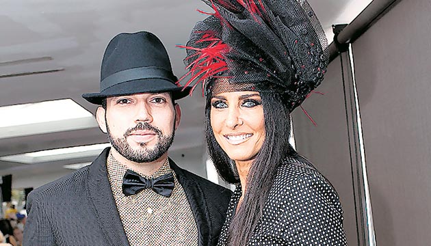 8. Elías Sarmiento y María J. de Lovera.