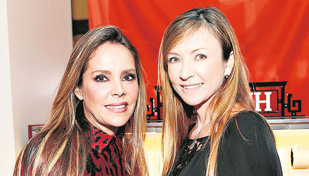 13. Jordana Sultán y Raquel de Chumaceiro.