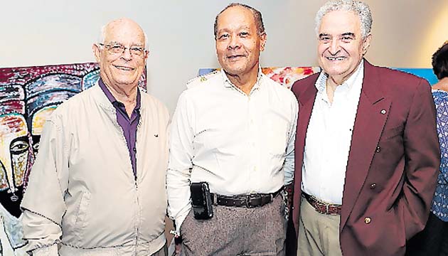 3. Raúl Orillac Arango, Ricardo Cazorla y Francisco Sánchez Gómez.