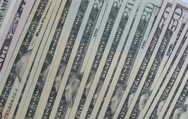 Dinero, Foto de Darren Deans
