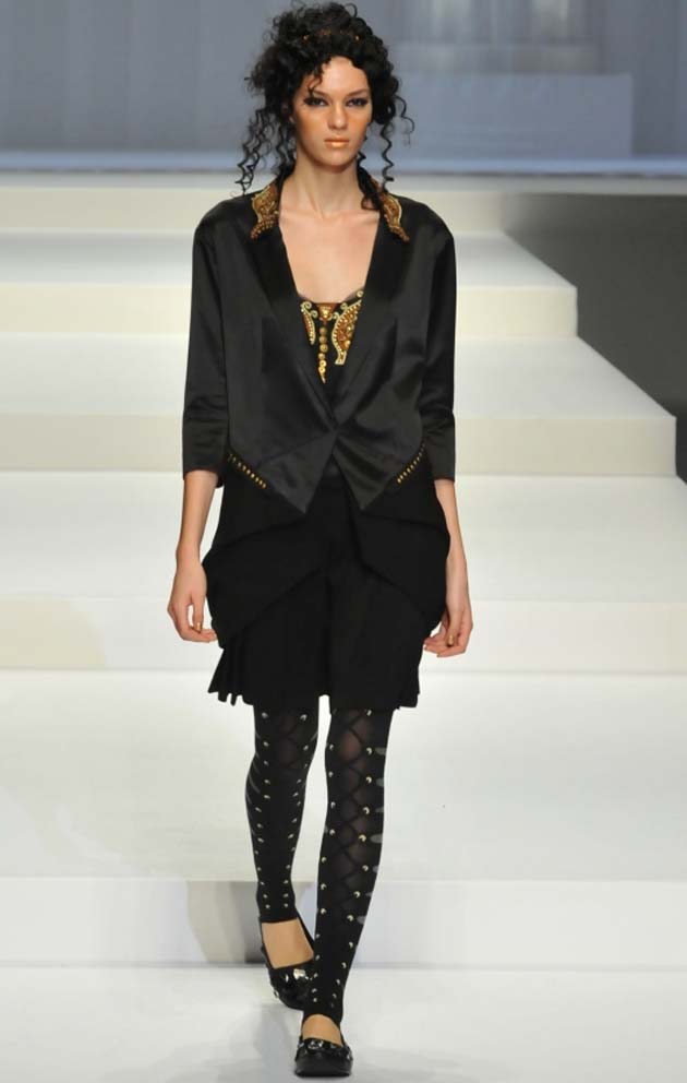 Hiroko Koshino primavera verano 2015, foto: página de MBFW de Tokyo