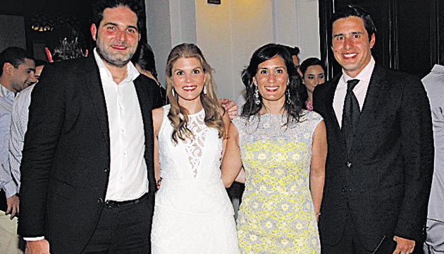 4. Ernesto Arias, Christi Arias, Patricia Porras y Arturo Serrano.