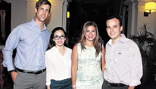 12. Spencer Quinn, Angie Murillo, Yarineth Yangüez y Juan Pablo González.