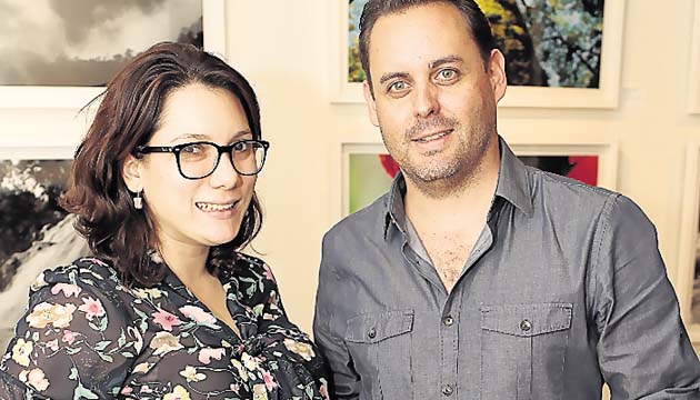 5. Vicky Filos y Ricky Salterio.