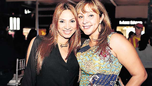3. Johana Prado y Mónica Vélez.