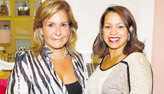 3. Gina Moreno y Nilda Fernández.