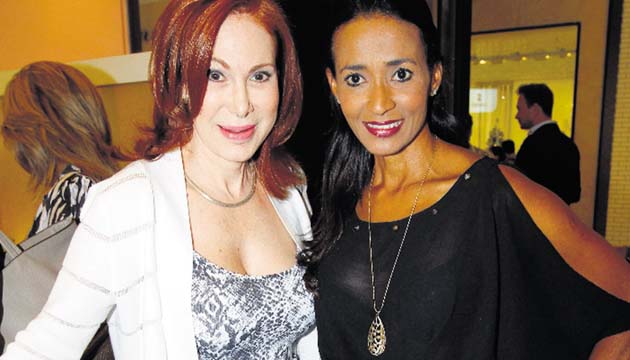 6. Marcela García y Karen Moreno.