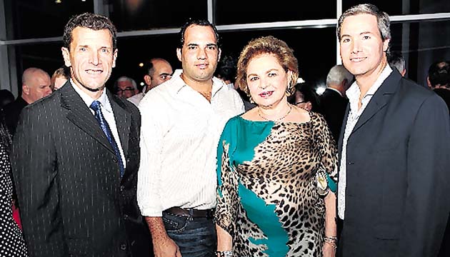 2. Philippe Casenave, Francisco Elías, Dulce Saldivia y Walter Laffette.
