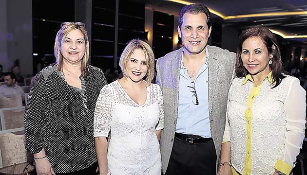 5. Fátima de Broce, Jessica Fossatti, Ricardo Beluche y Guadalupe de Miranda.