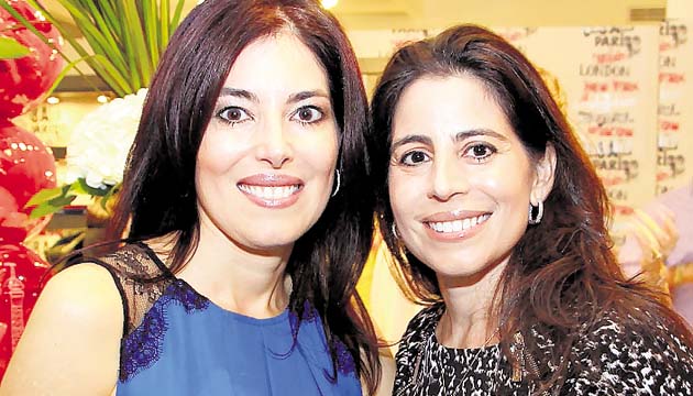 5. Anamae De Ardito Barletta y Jaqueline Maduro de De León.