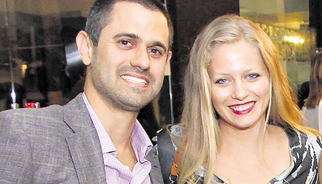 6. Eduardo Peláez y Rebeca Iceman.