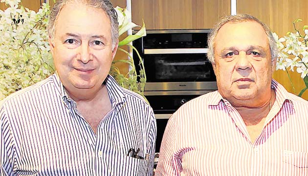 8. Roberto Méndez y José Ruiz.