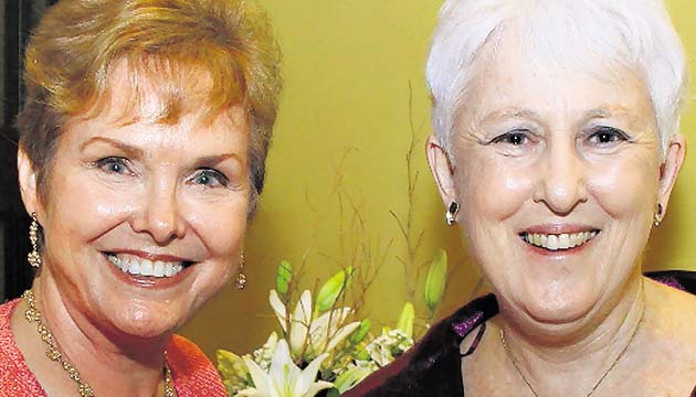 7. Julee Ford y Rita Sosa.