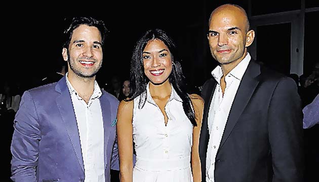 4. Jorge Chanis, Alejandra Jiménez y Jorge Fernández.
