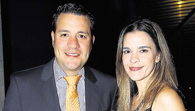 8. Rafael Márquez y Rocío Ulloa.