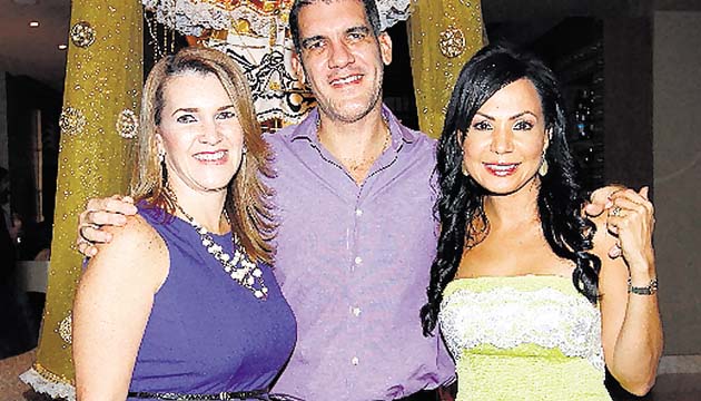 3. Yulia de Escorcia, Diógenes Amaya y Yasmina Carvajal.