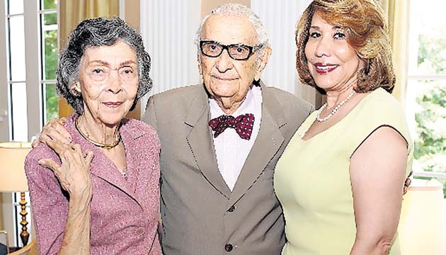 4. Querube de Carles, Rubén Darío Carles y Damaris Almario.