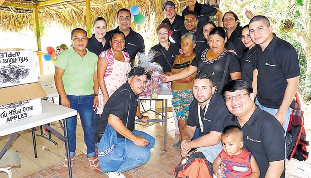Compromiso activo del voluntariado de C&W
