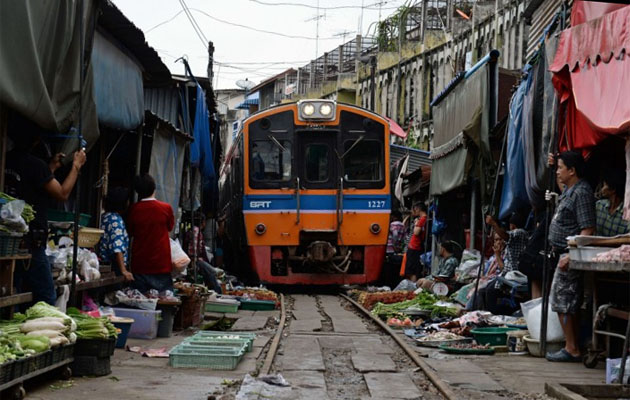 Tren Tailandia