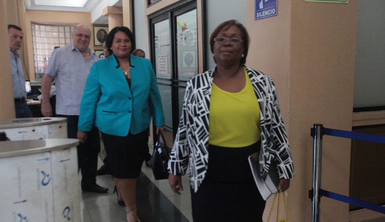 Guillermina McDonalds: Abogada del empresario Felipe Virzi interpuso un recurso ante el juzgado para activar el fuero penal electoral en favor de su cliente, quien se postuló como subsecretario general del PRD. /Foto Víctor Arosemena