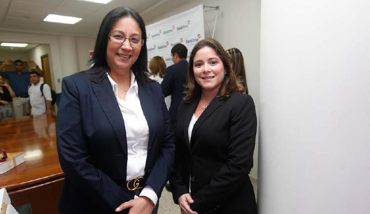 2. Joycelyn García y Valeria Rosales.