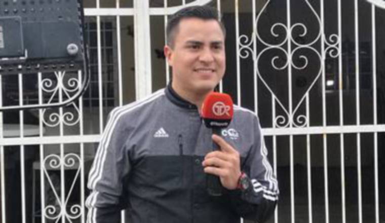 ¡Ayúdenlo!