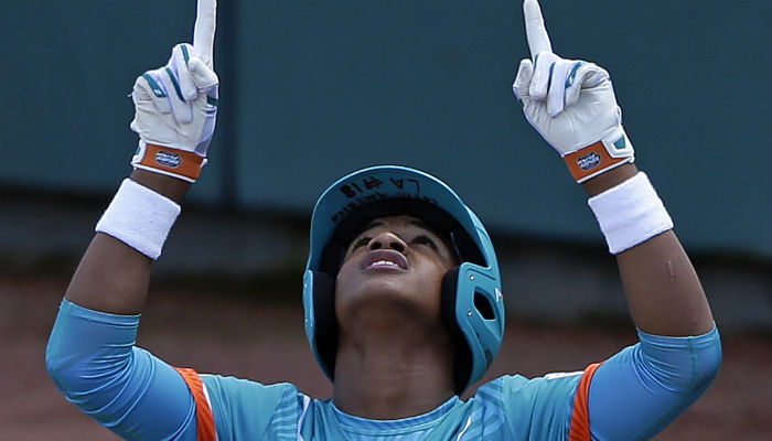 Carlos González impulsó la primera carrera de Panamá. Foto:AP