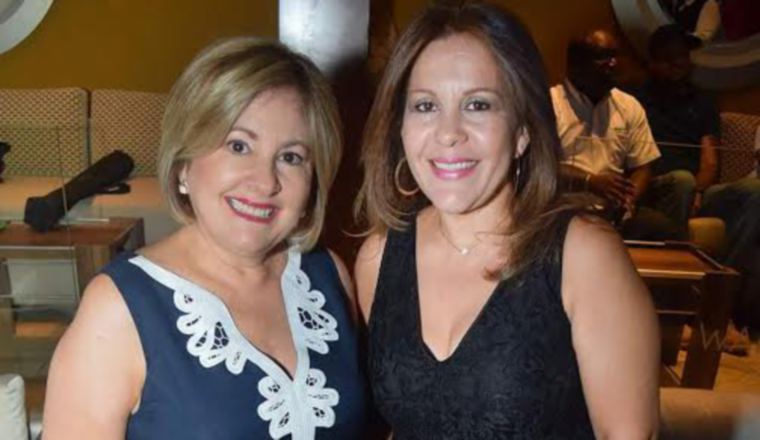 4. Yolanda Malvek y Marta Grajales.