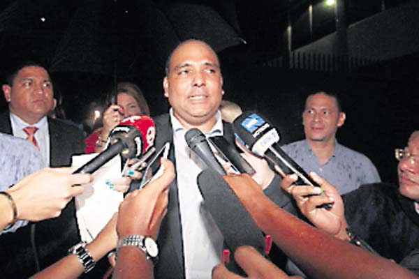 Colaboradores de KW Continente rechazan hostigamiento a Correa