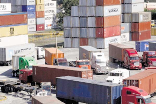 Las importaciones de bienes en Panamá caen  4.1% hasta octubre