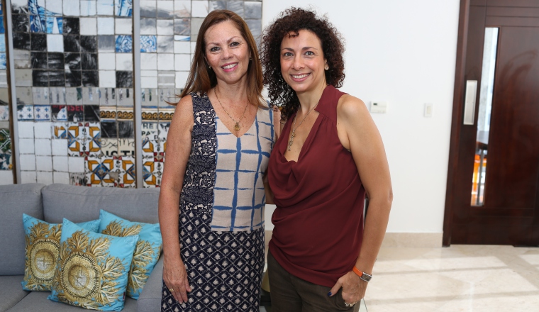 3. Silvia de Balarezo y Duna Roello.