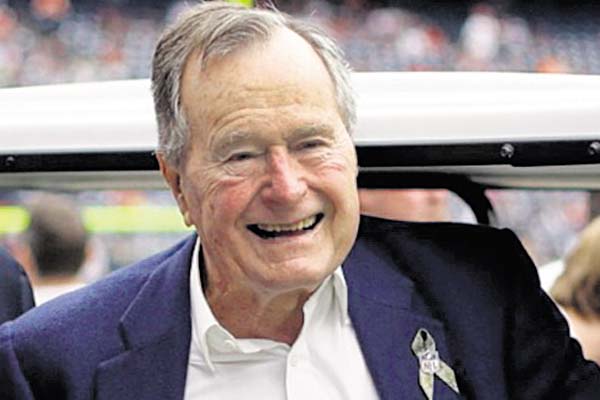 George Bush padre será distinguido en Puerto Rico