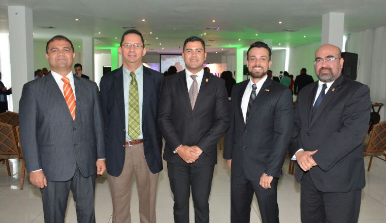 2. Eduardo Candanedo, Omar Espinoza, José Atencio, Juan C. Ventre y Pedro Sitton. 2. Eduardo Candanedo, Omar Espinoza, José Atencio, Juan C. Ventre y Pedro Sitton.