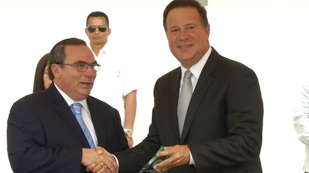 Imagen del funcionario antes de ser operado / Archivo.