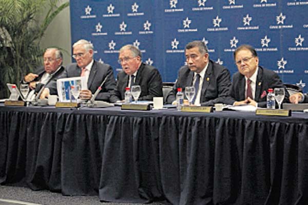 Vía interoceánica busca sustentar la propuesta de peajes ante clientes