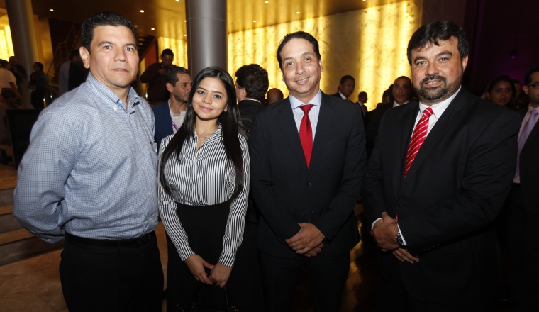 2. Eugenio Urrutia, Fátima Galagarza, Alberto Sáenz y Manuel Rodríguez.
