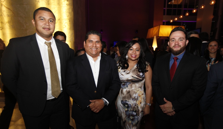 3. Alfredo Quezada, Carlos Pérez, Dianeth Arroyo y David González.