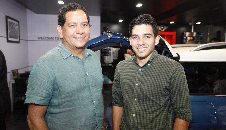 2. Davis Marique y Luis Linares.