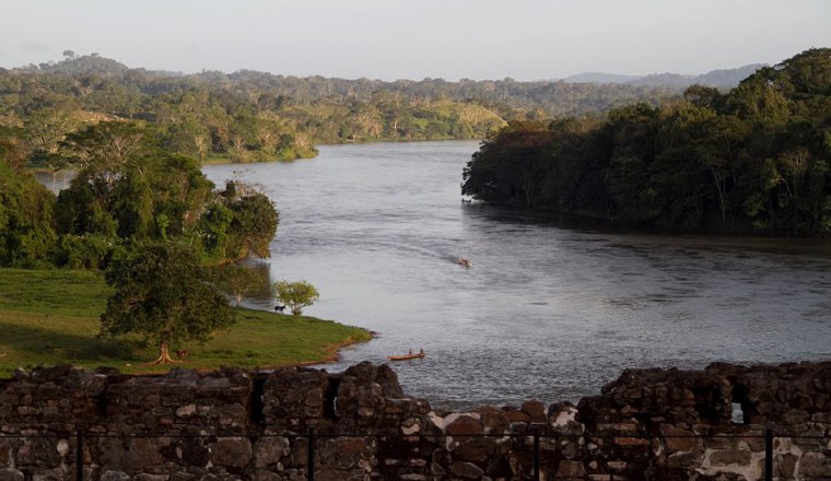 Cerca del río San Juan puede encontrar al menos nueve hoteles. Entre los que podemos mencionar el Gran Lago Hotel, Hostal Sueño Feliz, Hotel Cabinas Leyko, Hotel Grand River Lodge, Hotel Victoria, entre otros. Cerca del río San Juan puede encontrar al menos nueve hoteles. Entre los que podemos mencionar el Gran Lago Hotel, Hostal Sueño Feliz, Hotel Cabinas Leyko, Hotel Grand River Lodge, Hotel Victoria, entre otros.