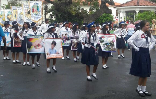 Distinguidos estudiantes Desfiles, Penonomé, fiestas patrias, Panamá Celebra, Coclé