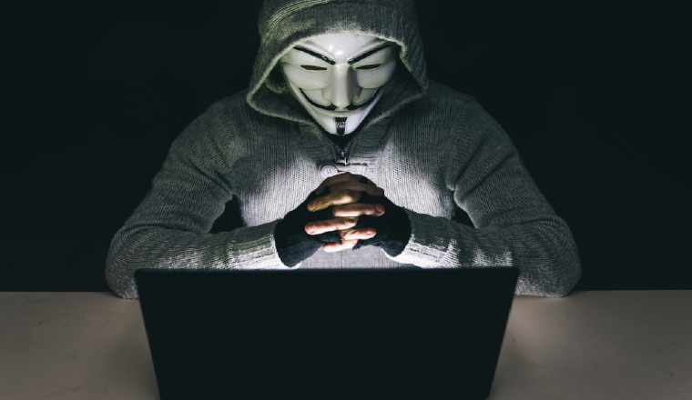 No acepte desconocidos en sus redes sociales. No acepte desconocidos en sus redes sociales.