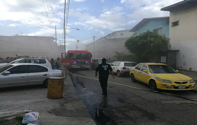El trabajo de los Camisas Rojas en de 24 horas. / Fotos: @BCBRP
