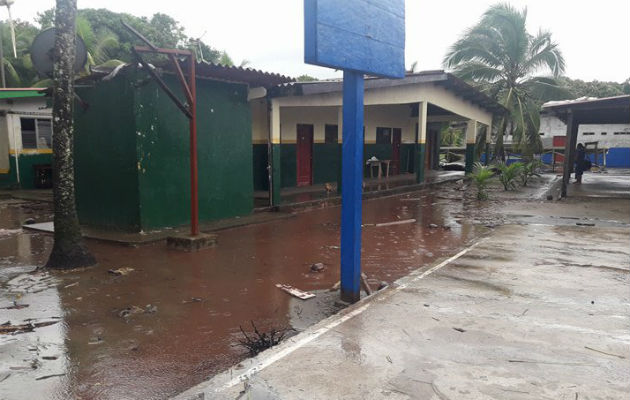 Docentes piden mejores mecanismo de traslado a áreas de difícil acceso. Foto AEVE Docentes piden mejores mecanismo de traslado a áreas de difícil acceso. Foto AEVE