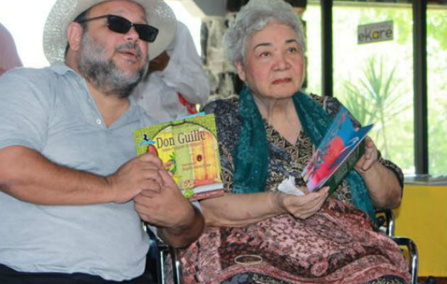 Héctor Collado y Estela Perigault de Malgrat. Foto: Cortesía.